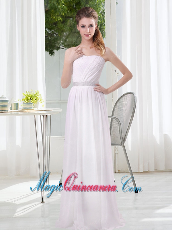 White Ruching Empire Dama Dresses for 2015