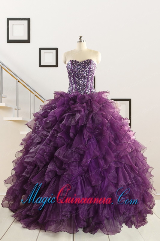 2015 Luxurious Beading and Ruffles Quinceanera Dresses in Purple