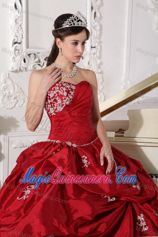 Wine Red Pick Ups Appliqued Dresses for Quince in Cordoba