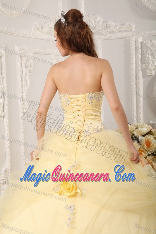 Pretty Light Yellow Appliqued Dress for Sweet 16 with Lace Hem