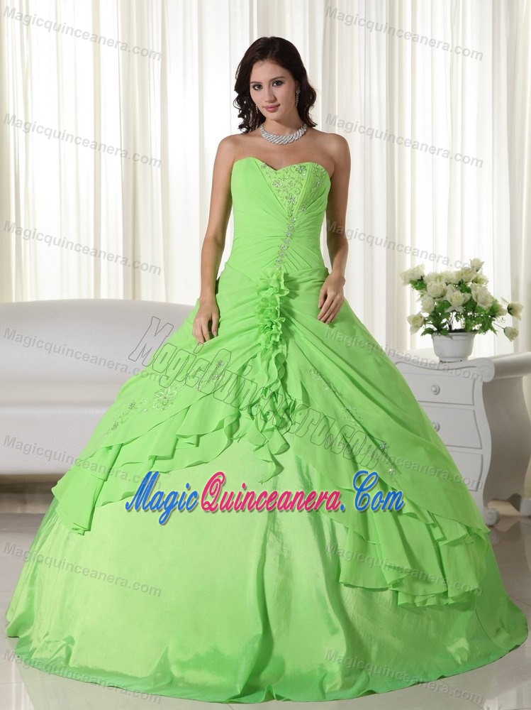 Spring Green Sweetheart Ruches Quinceanera Dresses in Antrim