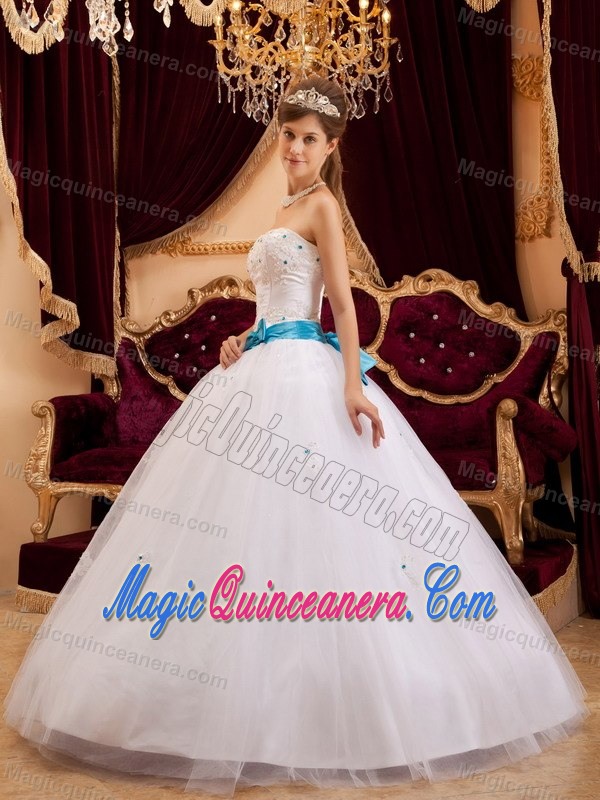 Pure Strapless Beading Quinceanera Dresses Tulle and Satin with Bow