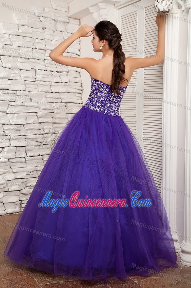 Modest Purple Sweetheart Tulle Dresses for a Quinceanera with Beading