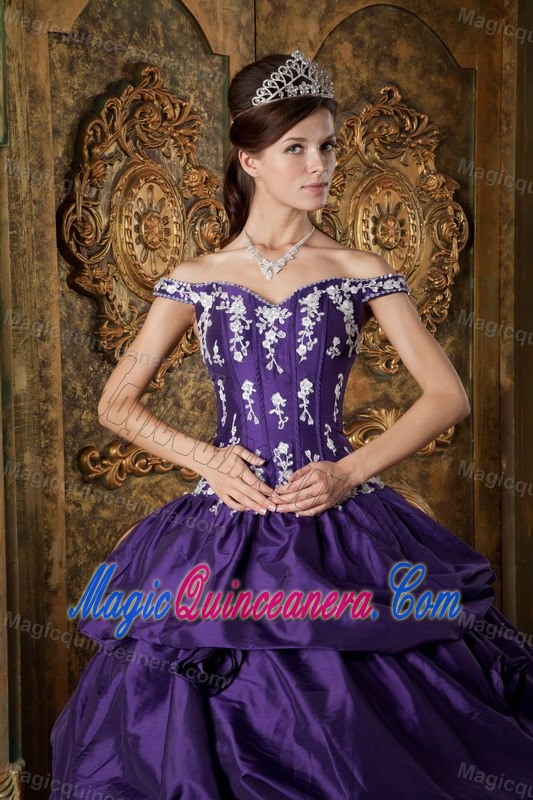 Launceston New Purple Off the Shoulder Dress Quinceanera Appliques