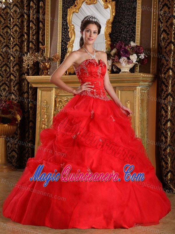 Custom Made Red Tulle Quinceanera Dresses Appliques with Pick-ups