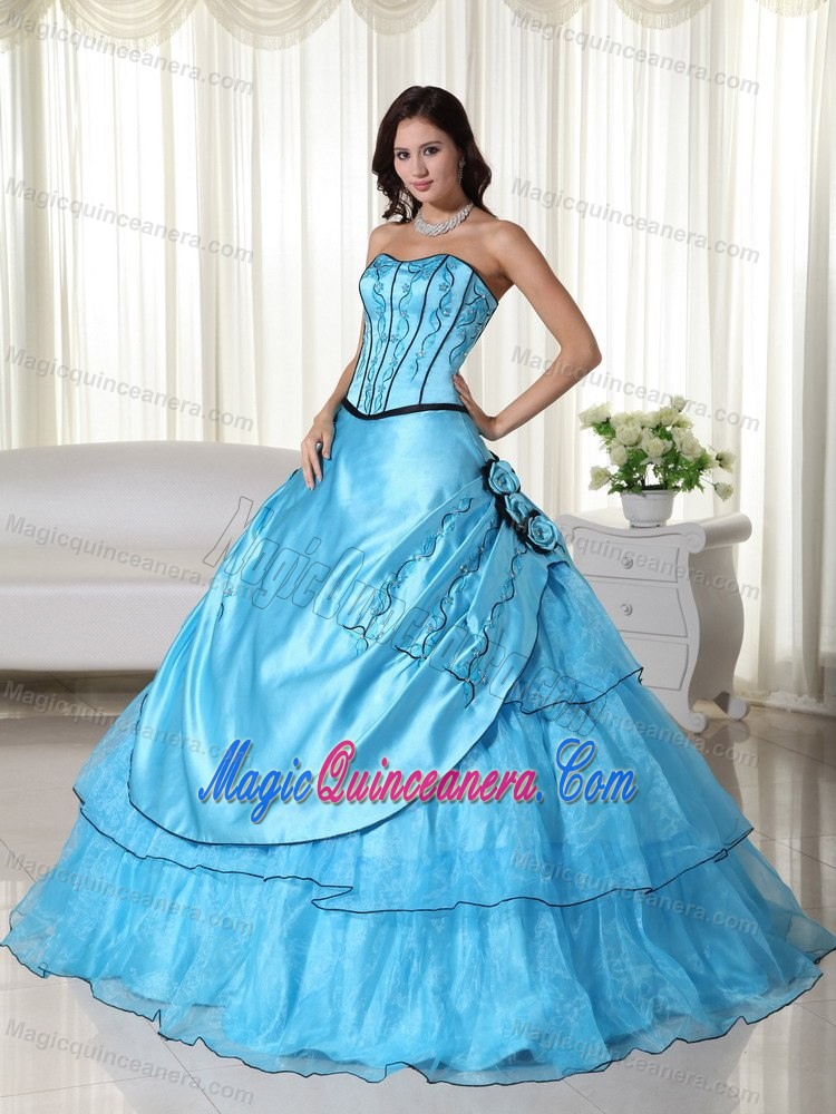 Aqua Blue Strapless Quinceanera Dress with Beading in Organza and Taffeta