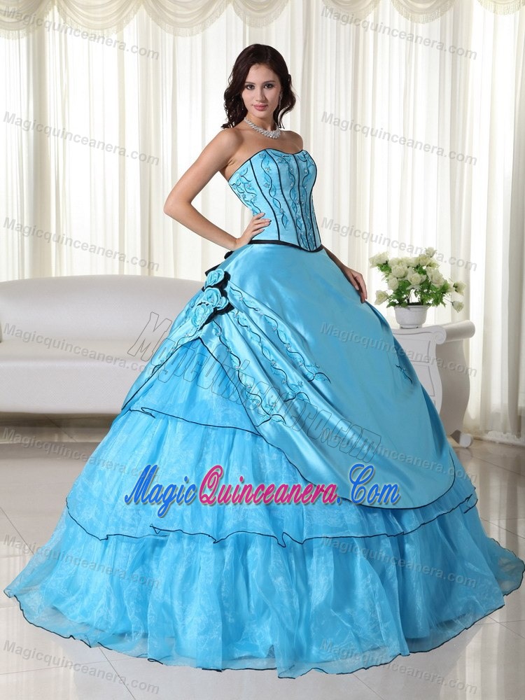 Aqua Blue Strapless Quinceanera Dress with Beading in Organza and Taffeta