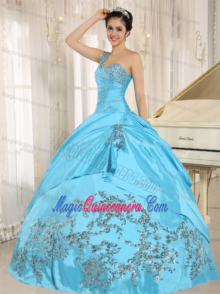 One Shoulder Baby Blue Quinceanera Dress With Appliques and Beading