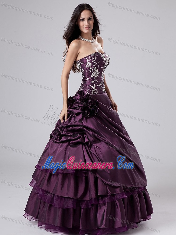 Purple Sweetheart Quinceanera Dress with Embroidery and Hand Made Flowers