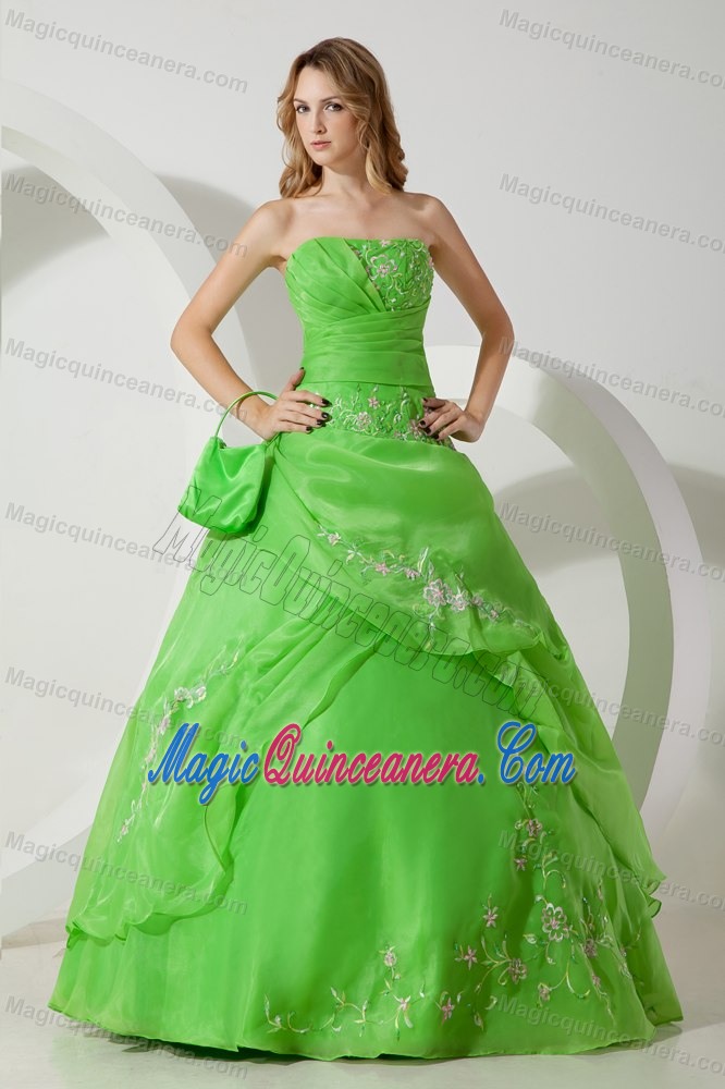 Strapless Green Quanceanera Dress with Asymmetric Layers and Embroidery