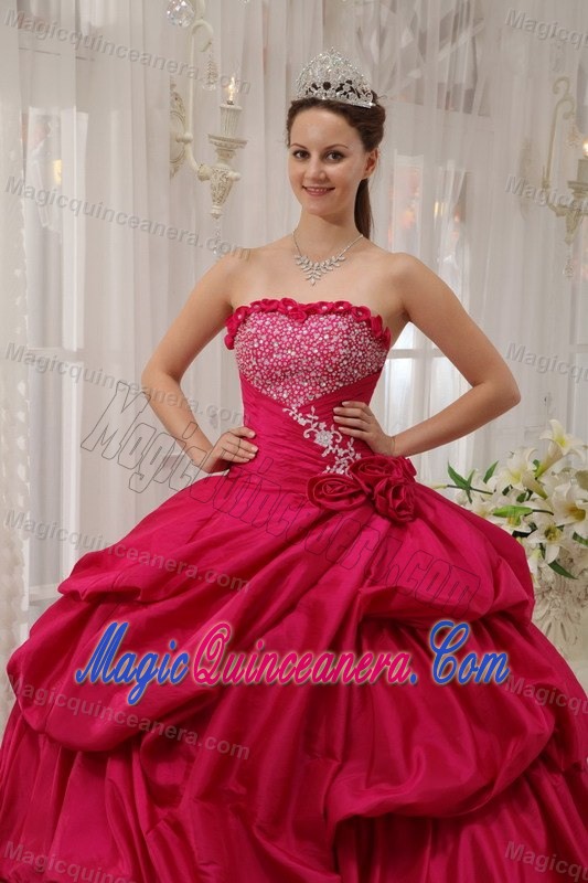 Coral Red Taffeta Quinceanera Dress with Beading and Flowers Decoration