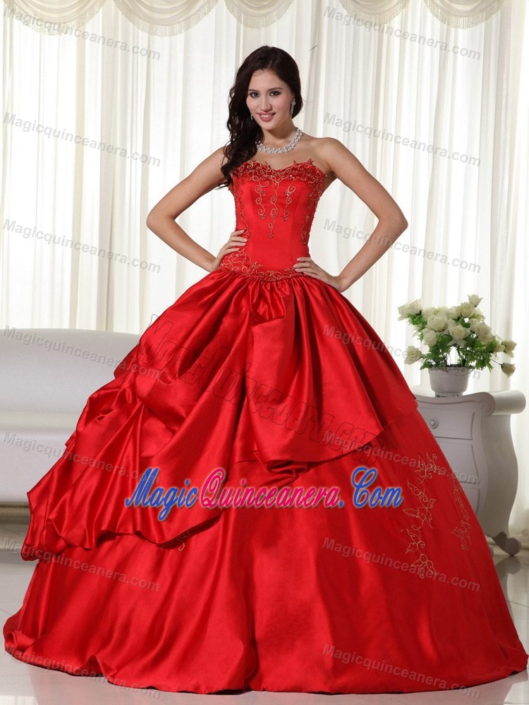 2013 Red Sweetheart Quinceanera Dress with Embroidery and Pick Ups