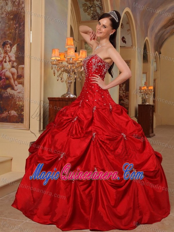 Pick Ups Beaded Red Sweet Sixteen Dresses in Guatemala City