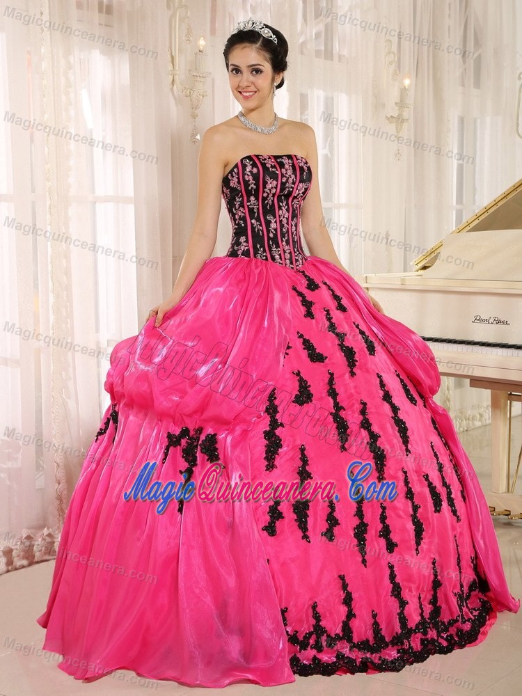 Low Price Hot Pink and Black Appliqued Sweet Sixteen Dresses