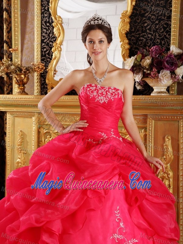 Coral Red Strapless Embroidery Sweet 16 Dresses on Promotion