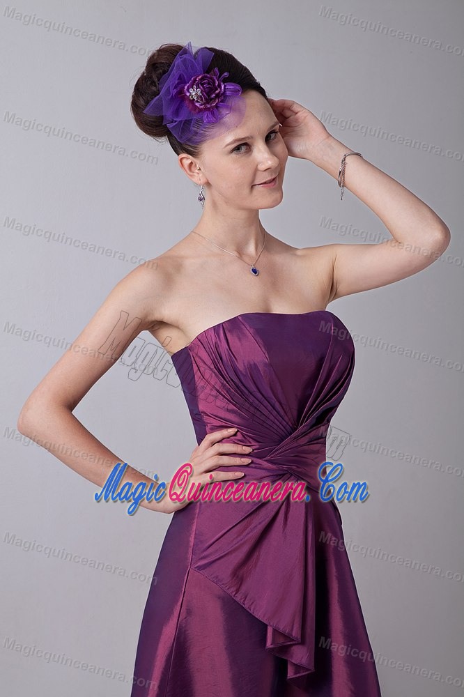 Purple Strapless Taffeta Dama Quinceanera Dresses in Purple Color