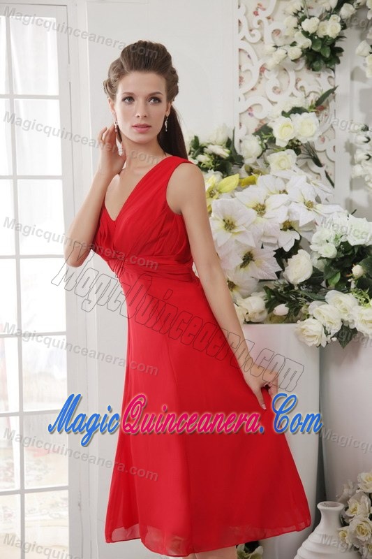 Red Empire V-neck Chiffon Short Dama Dress with Ruches in Caguas