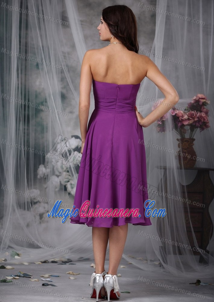 Ruched Purple Chiffon Dama Dresses for Quinceanera of Tea Length