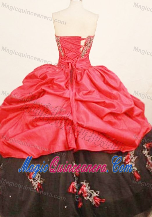 Taffeta Black and Red sweetheart Appliques Quince Dresses