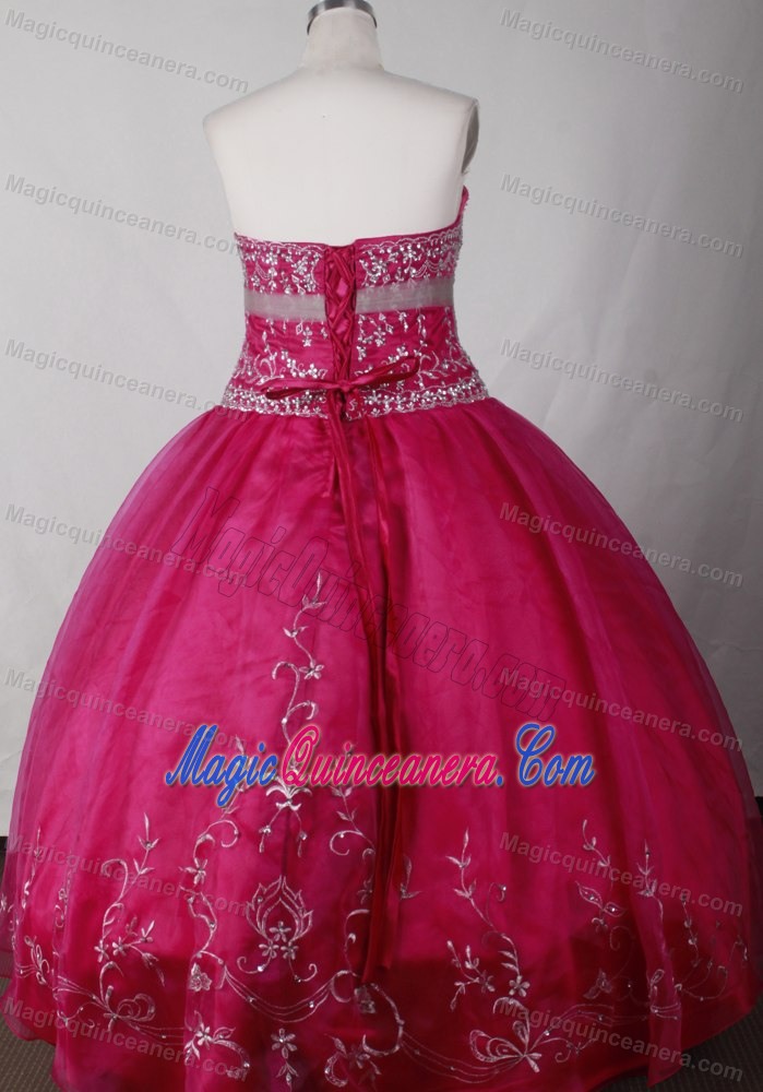 Appliques Beaded Hot Pink Quinceanera Dress with Hand Made Flowers