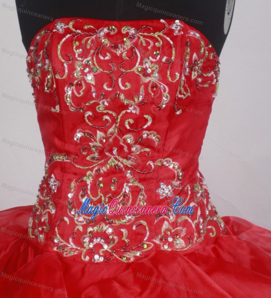 Red Beading Organza Quinceanera Dress with Ruffles in Quebec City