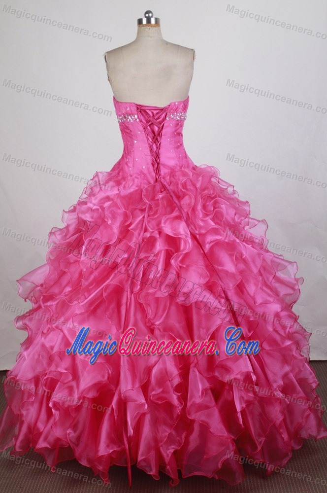 Ruched Sweetheart Ruffles and Beading Pink Quinceanera Dresses