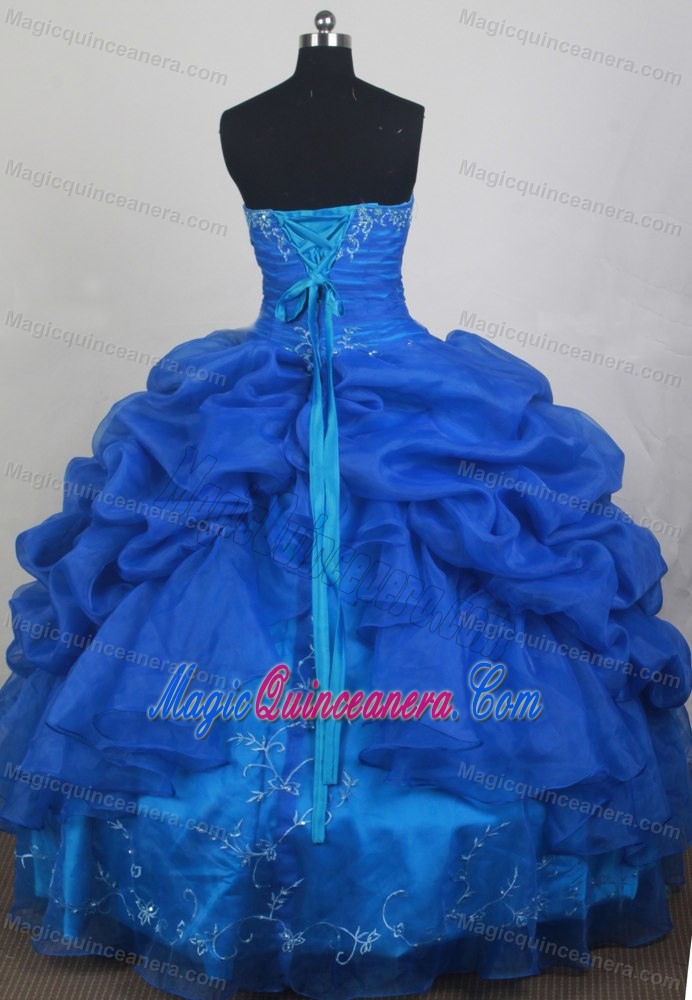 Royal Blue Beading Strapless Embroidery Dresses For a Quince