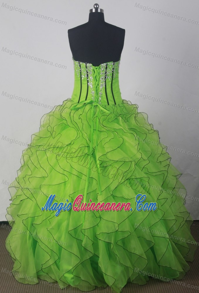 Sweetheart Beading Ruffled Spring Green Quinceanera Gowns