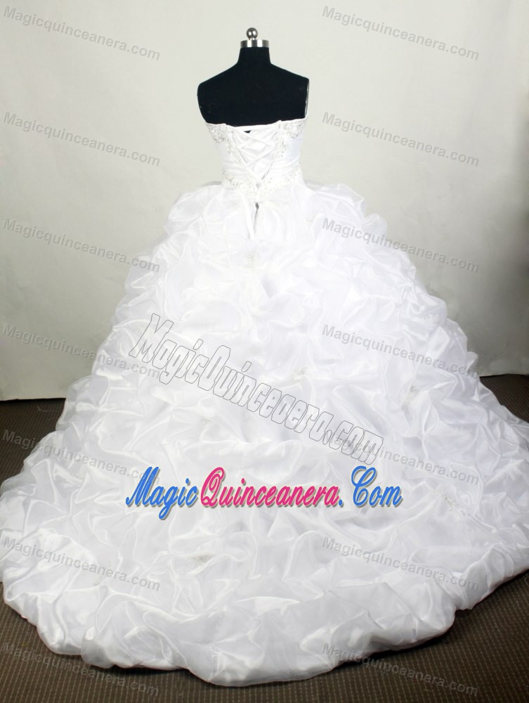 White Sweetheart Organza Beading Brush Train Quinceanera Dresses