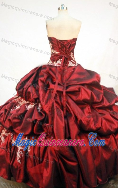 Ruche and Appliques Burgundy Quinceanera Dresses with Beading