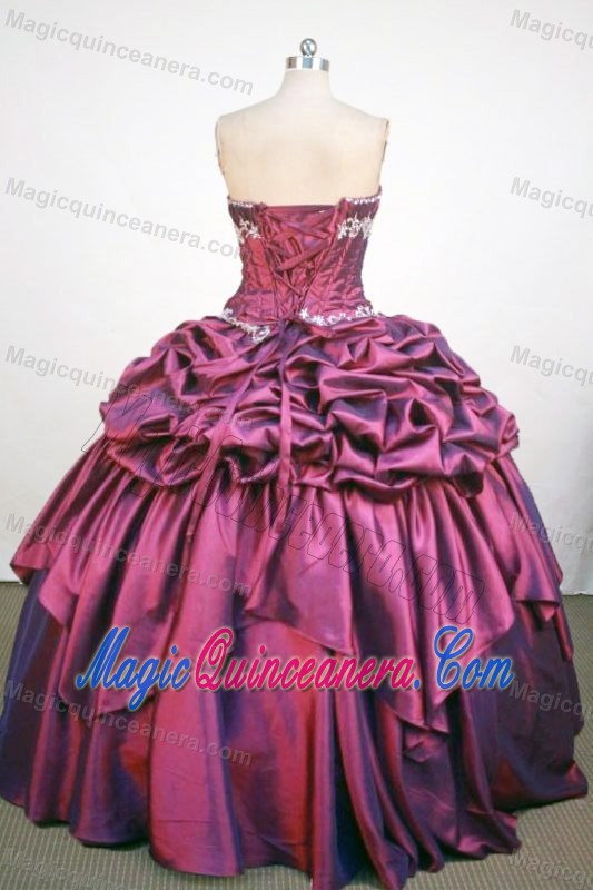 Beading and Ruche Burgundy Quincianera Dresses with Appliques