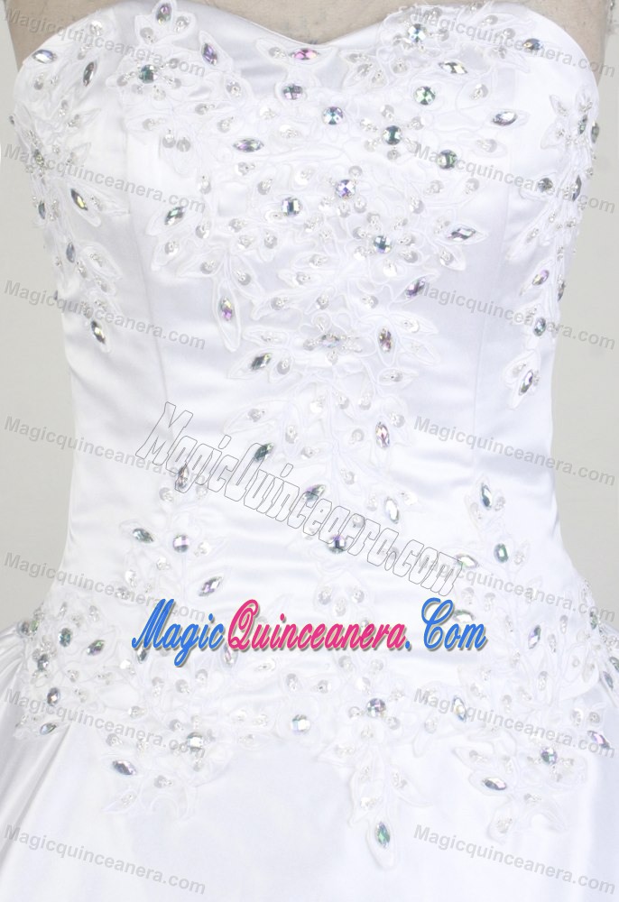 Sweetheart Beading Floor-length White Taffeta Sweet Sixteen Dresses