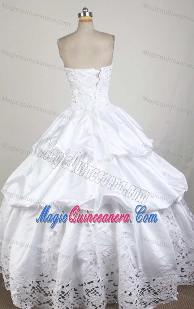 Sweetheart Beading Floor-length White Taffeta Sweet Sixteen Dresses