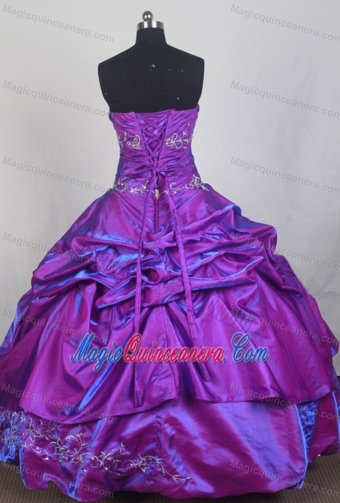 Quinceanera Dress in Purple Made in Taffeta and Silver Appliques