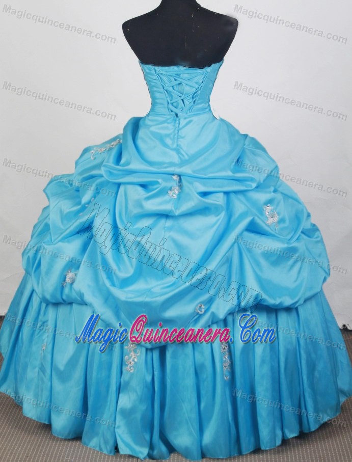 Quilmes Sweet Sixteen Dresses in Aqua Blue and Ruffles Sides 2013