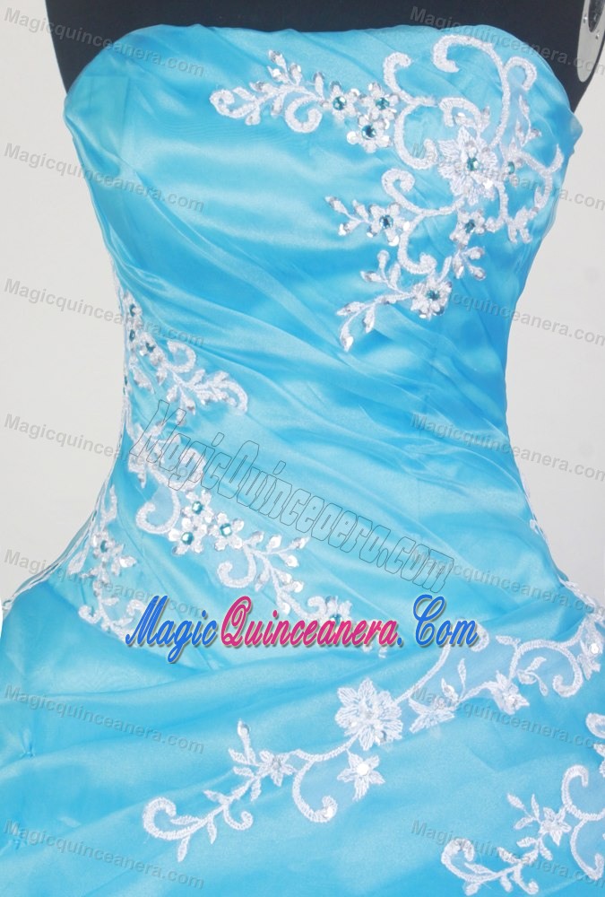 Discount Aqua Blue Quinceanra Gown with Exquisite Embroidery