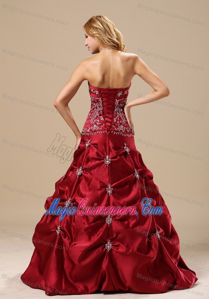 Wine Red Pick Ups Taffeta Appliques Quinceanera Gown in Newry