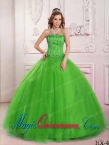 An Elegant Ball Gown Strapless With Tulle Beading Spring Green Classic Quinceanera Gowns