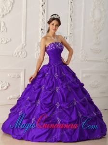 Eggplant Purple Ball Gown Strapless Floor-length Taffeta Appliques and Beading Discount Quinceanera Dresses