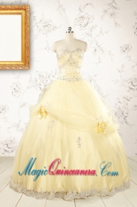 2015 Cute Beading Light Yellow Quinceanera Dresses