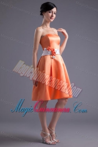 A-line Orange Red Strapless Sash Knee-length Satin Dresses for Dama