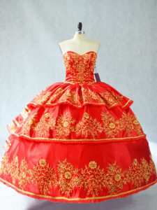 Fashionable Satin and Organza Sweetheart Sleeveless Lace Up Embroidery and Ruffled Layers 15 Quinceanera Dress in Red