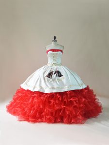 Vintage Strapless Sleeveless Organza 15th Birthday Dress Embroidery and Ruffles Brush Train Lace Up