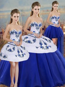 Inexpensive Sleeveless Tulle Floor Length Lace Up 15 Quinceanera Dress in Royal Blue with Embroidery and Bowknot