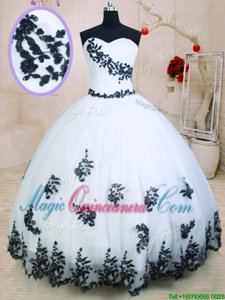 Sophisticated Sleeveless Organza Floor Length Lace Up Quinceanera Dresses in White for with Appliques