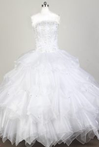 Best Beaded White Strapless Dresses For 15 with Ruffles in Lima