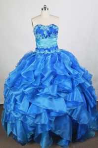 Floor-length Sweetheart Ruffles Beading Ball Gown Quinceanera Dress