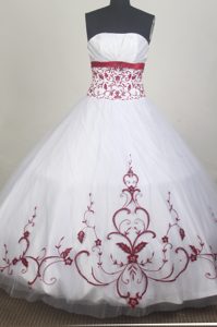 White Quinceanera Dress Embellished Red Appliques and Bustline