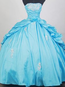 Quilmes Sweet Sixteen Dresses in Aqua Blue and Ruffles Sides 2013