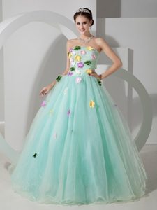 Colorful Flowers Decorate Sweet Sixteen Dresses in Apple Green